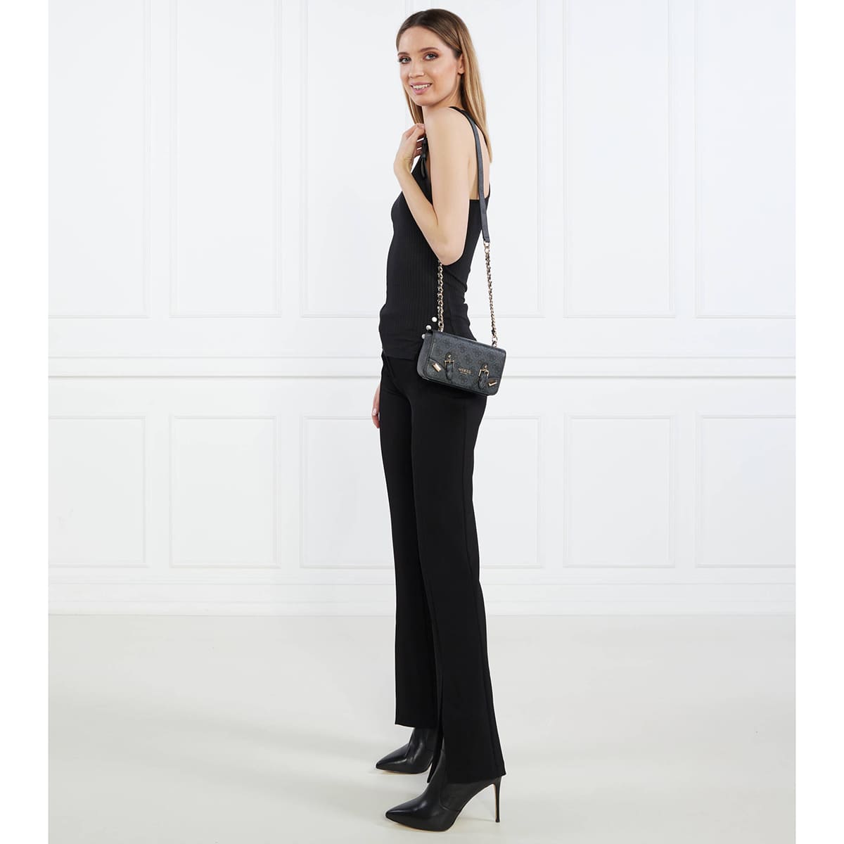 Guess Coal Black Women Crossbody Bag Hwsg87 44780 Black