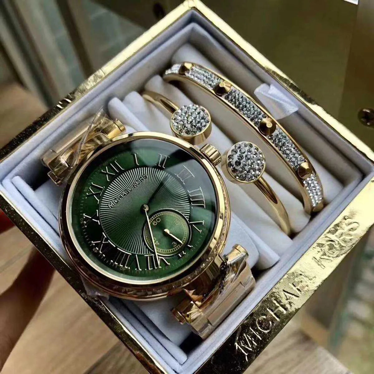 M&K Women's