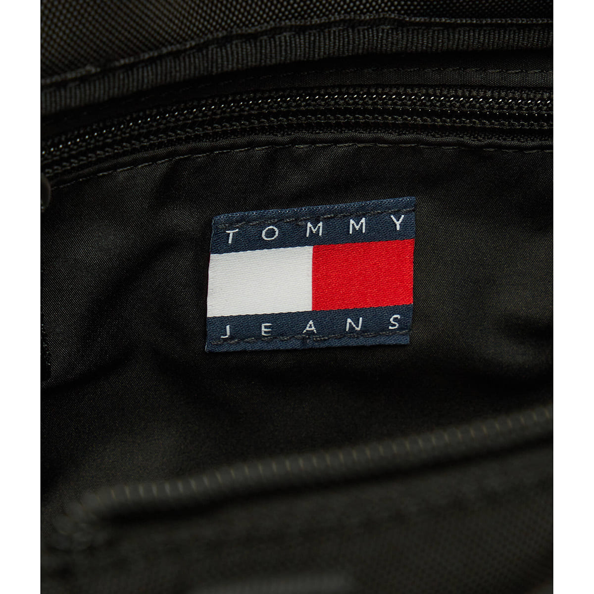 Tommy Hilfiger Black Women Handbag Aw0Aw17356