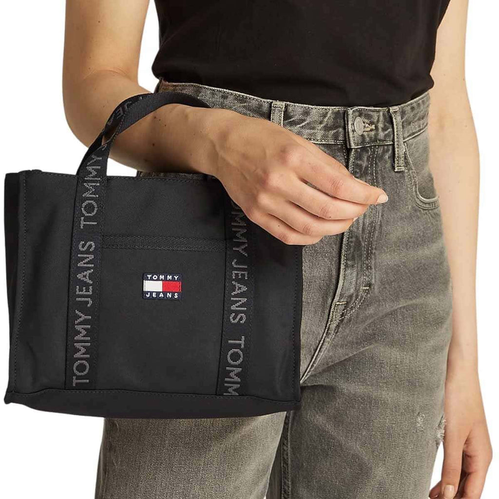 Tommy Hilfiger Black Women Handbag Aw0Aw17356