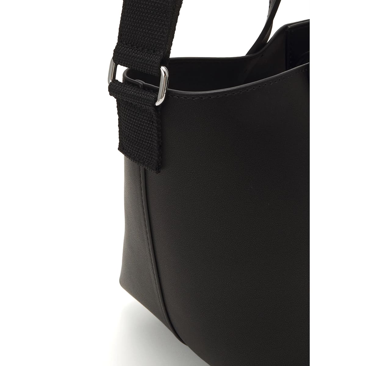 Tommy Hilfiger Black Women Shoulder Handbag Aw0Aw17049