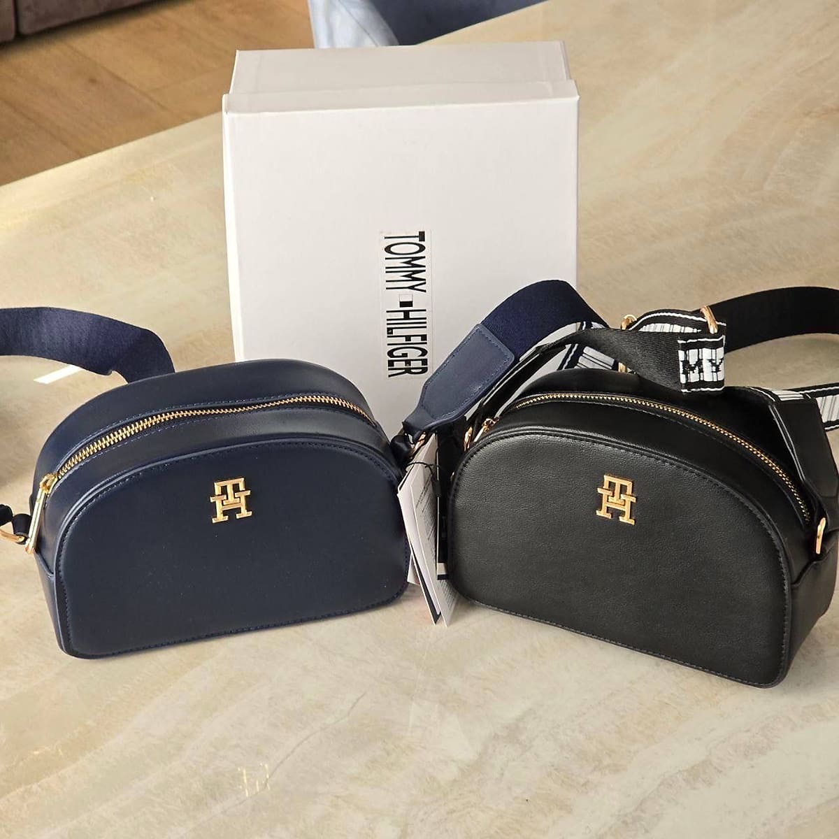 Tommy Hilfiger Blue Women Cross Body Bag Aw0Aw16682