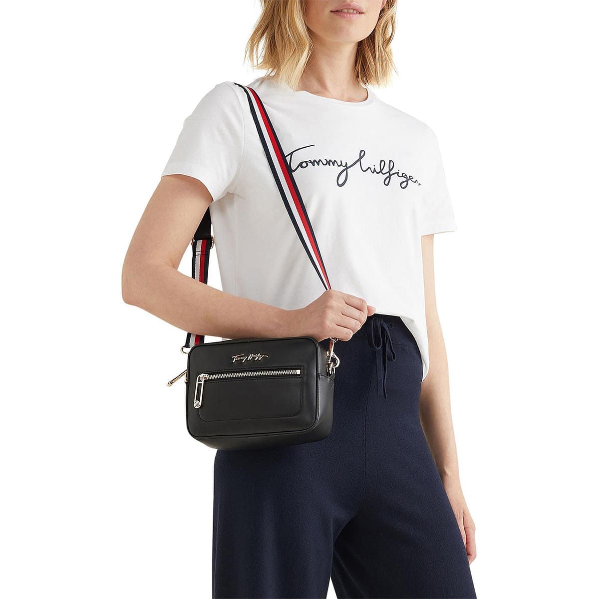 Tommy Hilfiger Navy Blue Women Cross Body Bag Aw0Aw12184