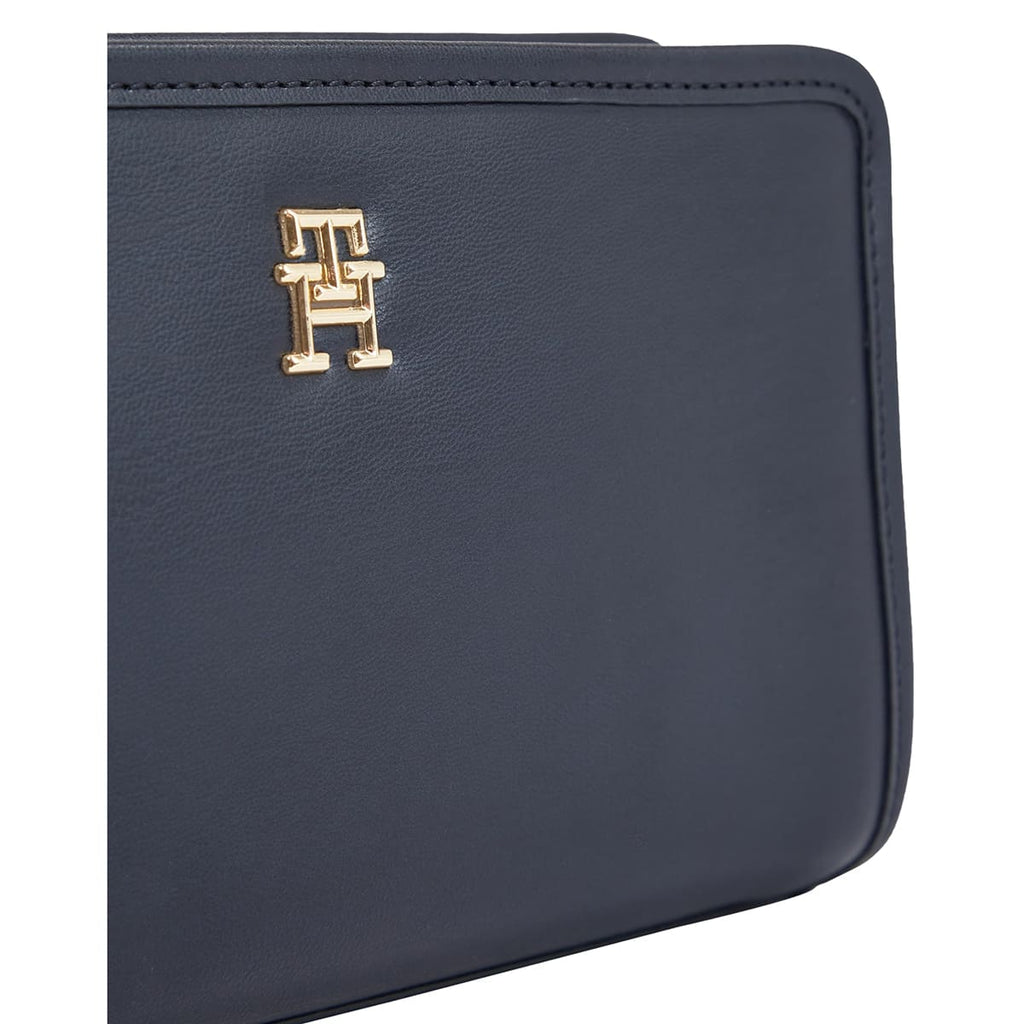 Tommy Hilfiger Navy Blue Women Cross Body Bag Aw0Aw16163