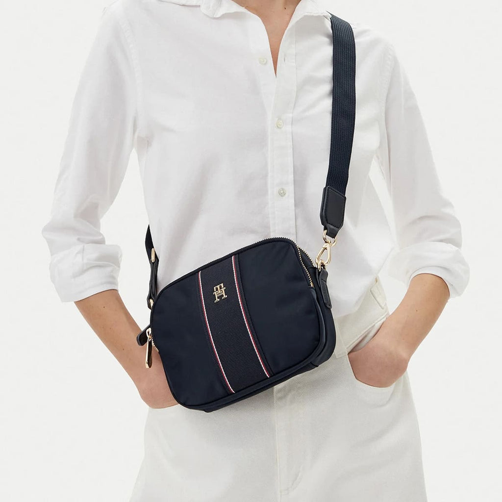 Tommy Hilfiger Navy Blue Women Cross Body Bag Aw0Aw17230