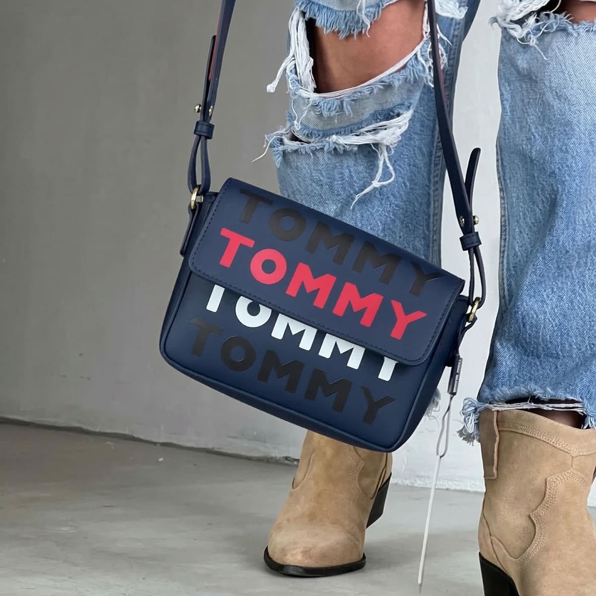 Tommy Hilfiger Navy Blue Women Crossbody Bag